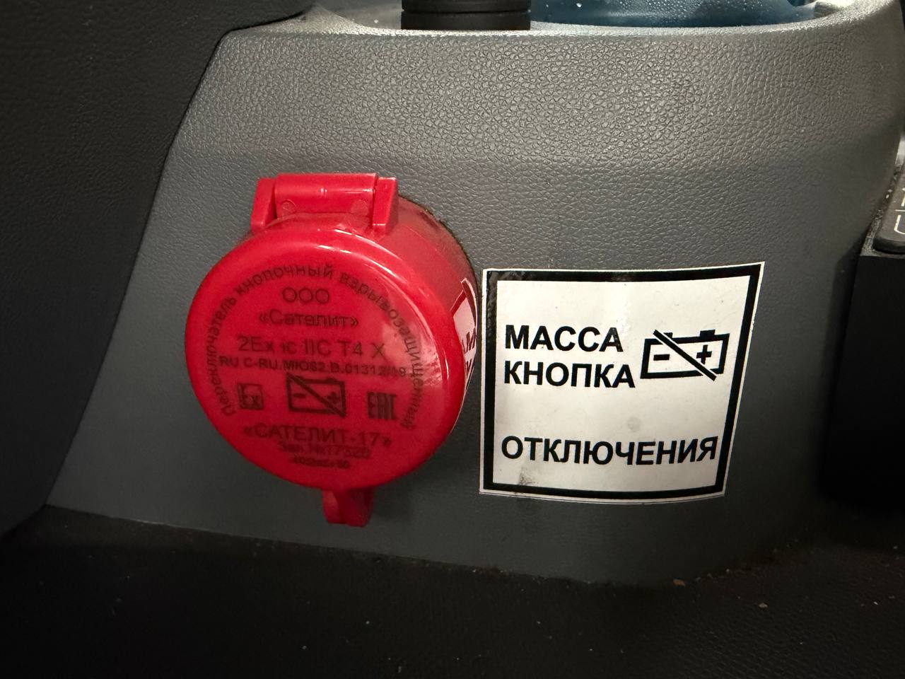 Седельный тягач Shacman X3000 SX42586V385 (Серый) 2024г. 6x6 в Благовещенске
