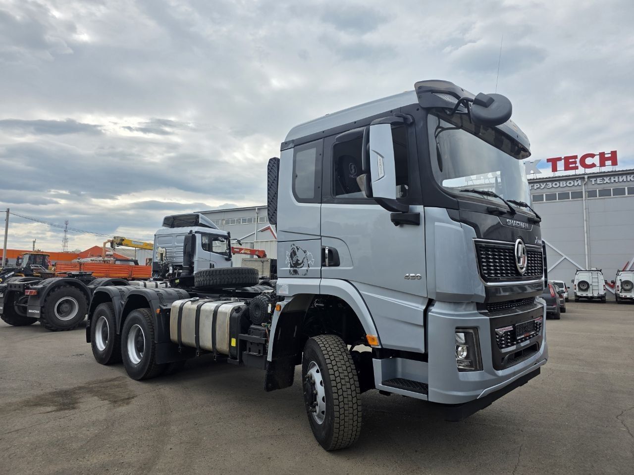  Shacman X 3000 SX42586V385 (Серый) 2023г., 6x6