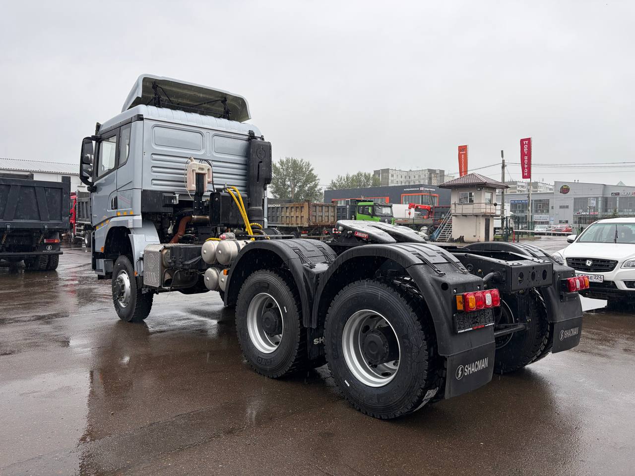 Седельный тягач Shacman X3000 SX42586V385 (Серый) 2024г. 6x6 в Благовещенске