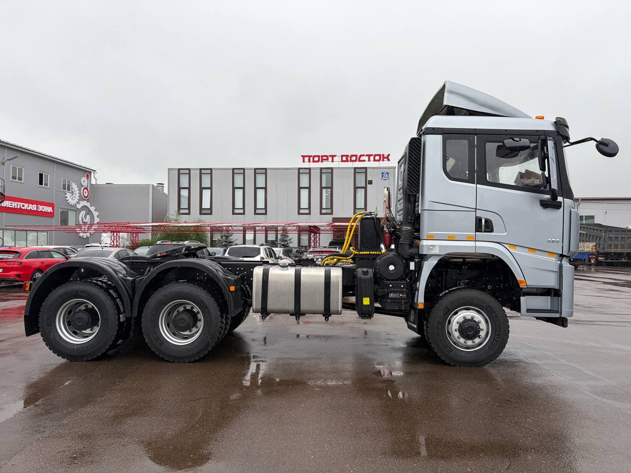 Седельный тягач Shacman X3000 SX42586V385 (Серый) 2024г. 6x6 в Благовещенске