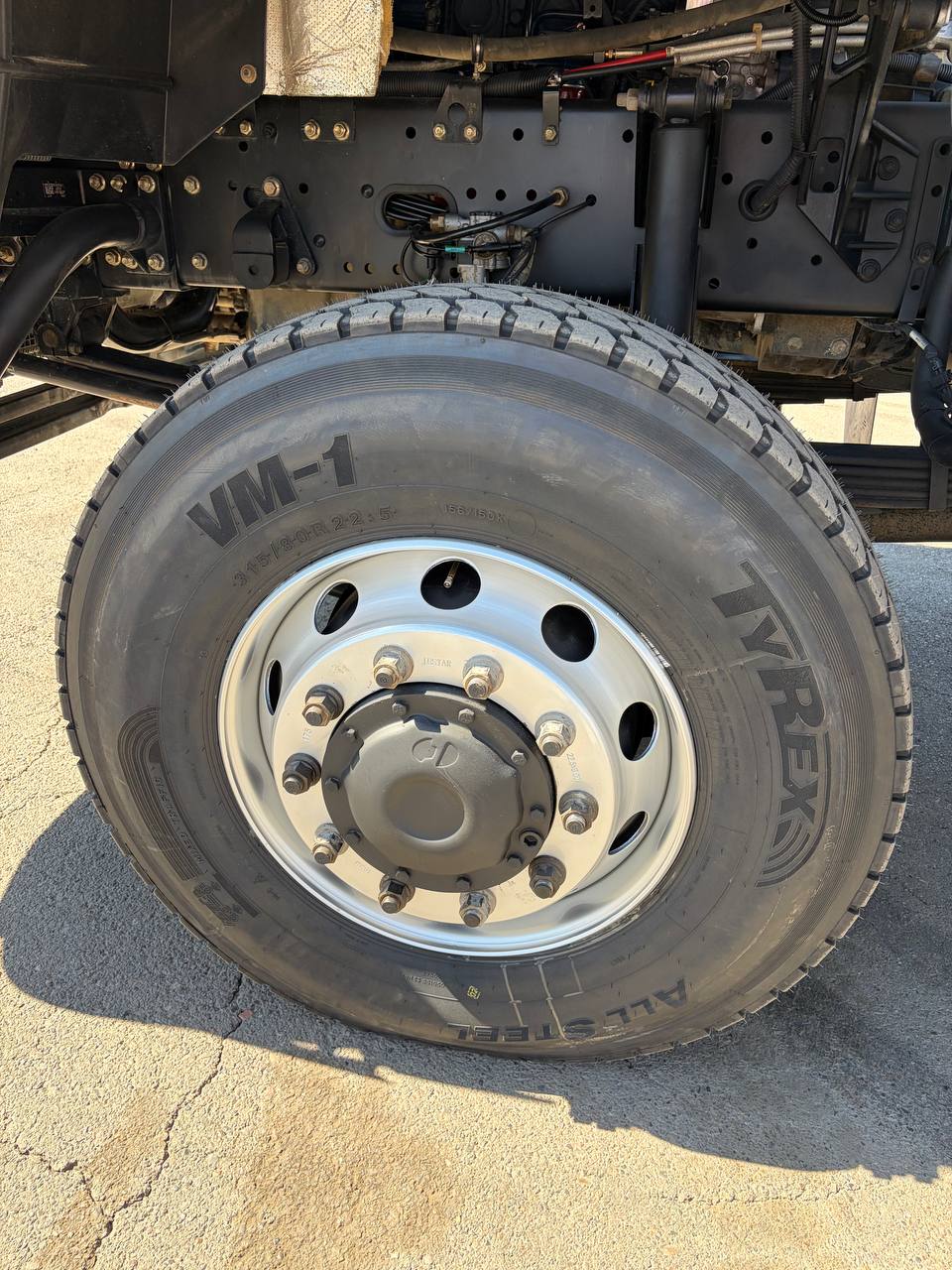 Седельный тягач Shacman X3000 SX42586V385 6x6 в Благовещенске