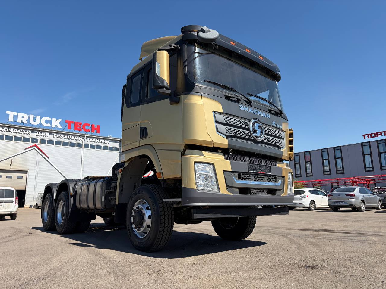 Седельный тягач Shacman X3000 SX42586V385 6x6 в Благовещенске