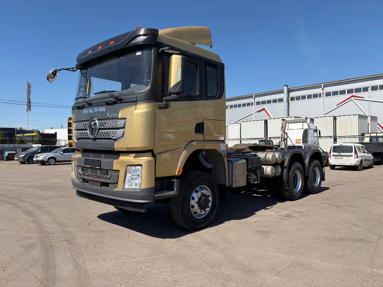 Седельный тягач Shacman X3000 SX42586V385 6x6 в Благовещенске